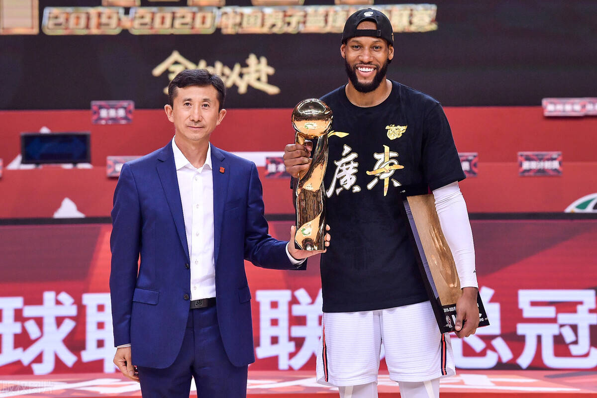 NBA状元或加盟广东联手周琦，威姆斯或离队，广东露争冠獠牙