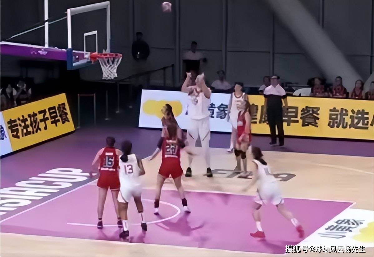 FIBAU18亚洲杯小组赛，中国女篮109-50战胜印尼女篮，2米28张子宇砍下19分